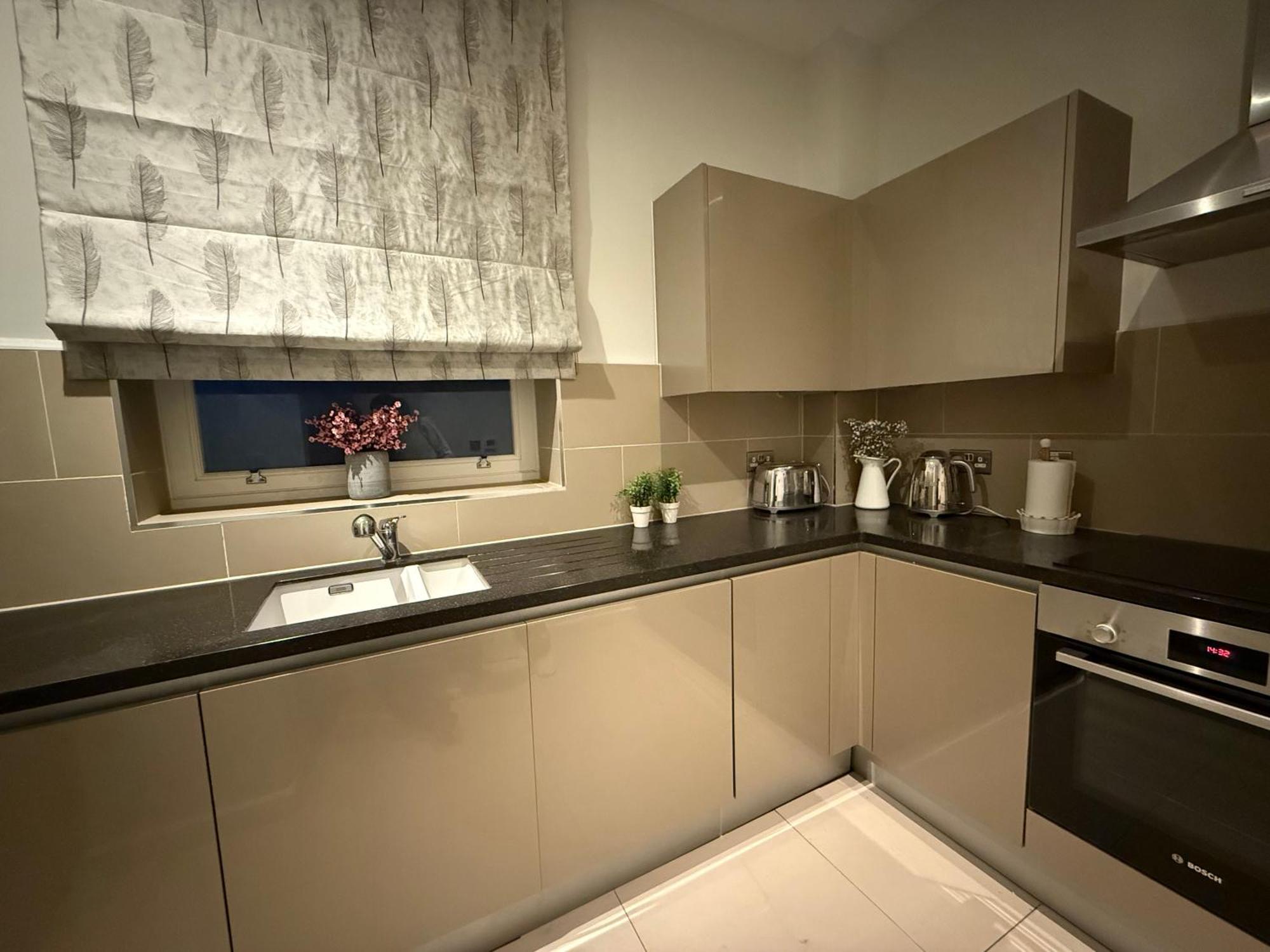 Apartment Baycroft House
